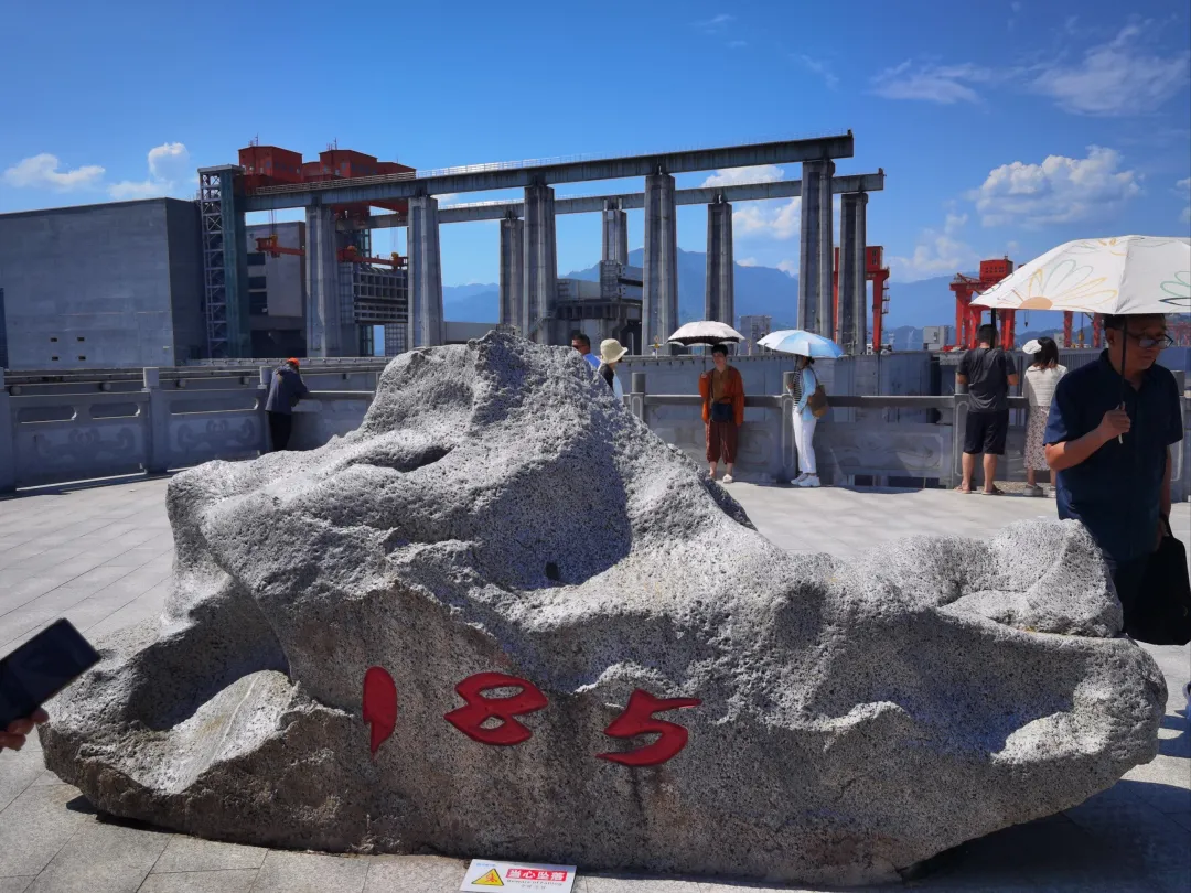 864f13aad49cbc63ae22cf337913b72b-sz_949217