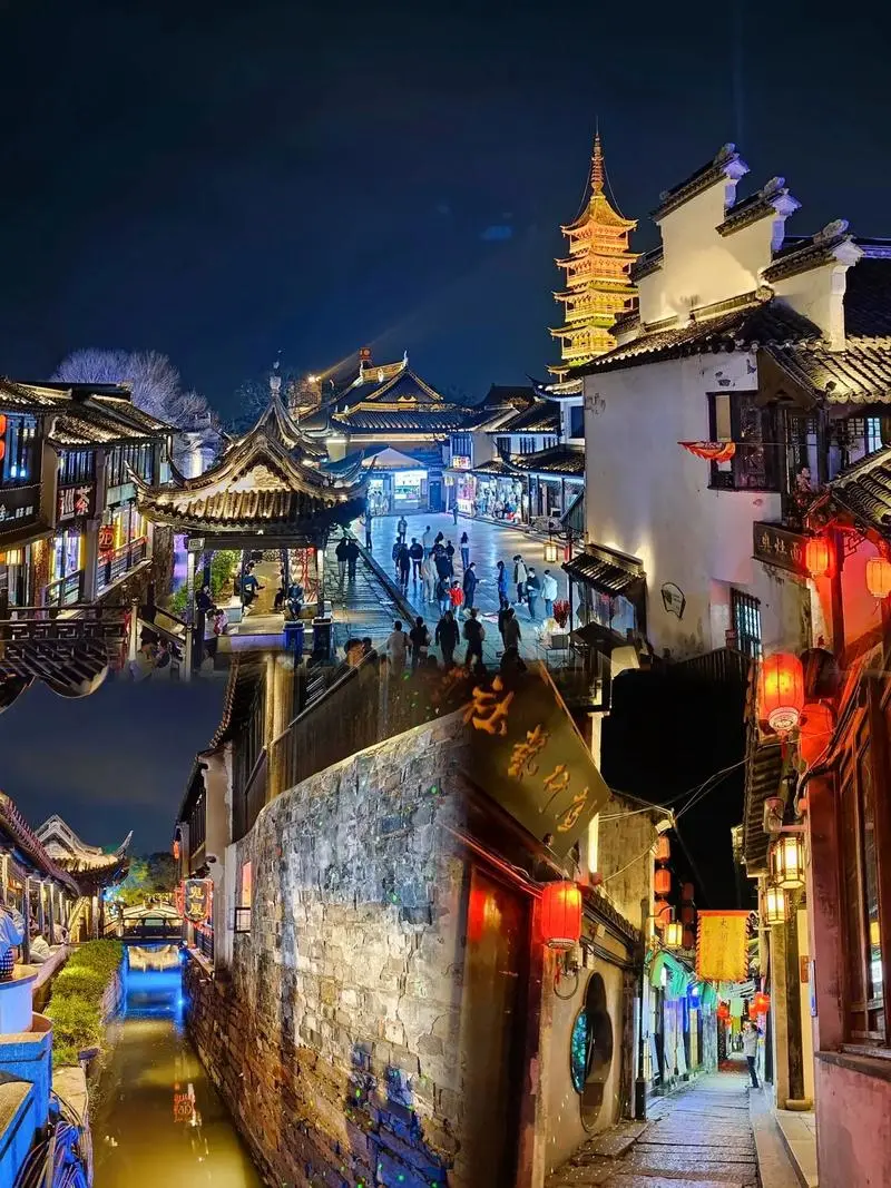 867b2840574b2def97bf3ca50360bdb2-sz_176314