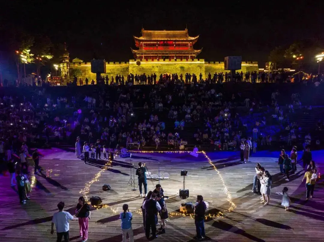 86bcdcc391ebefb9d641366b05bd4bb4-sz_130398