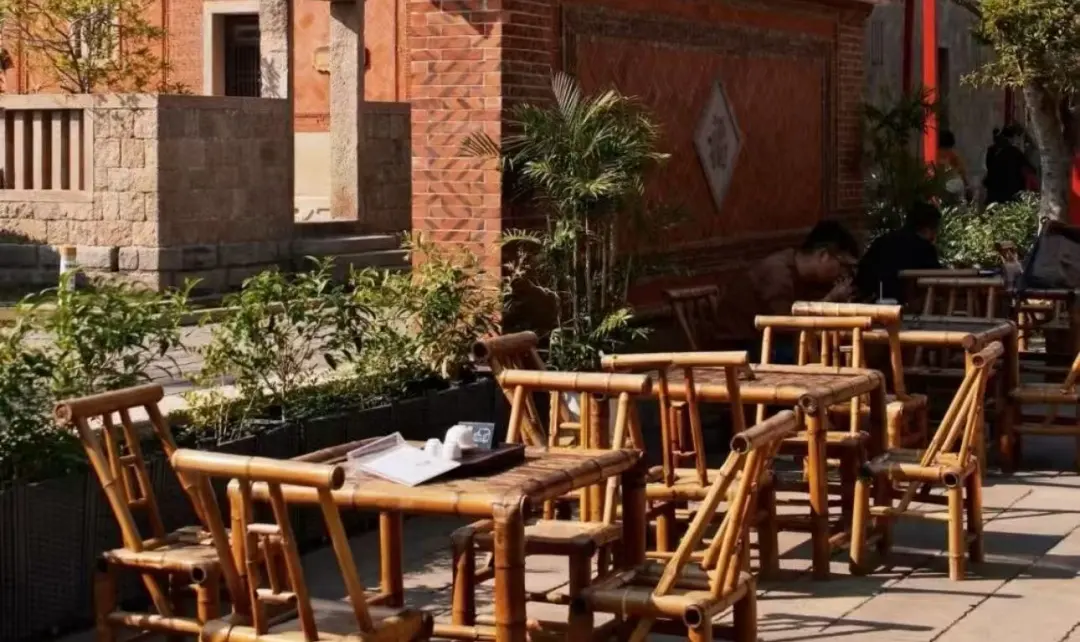 870290945b7f39aa29edf03e8270b95e-sz_319700