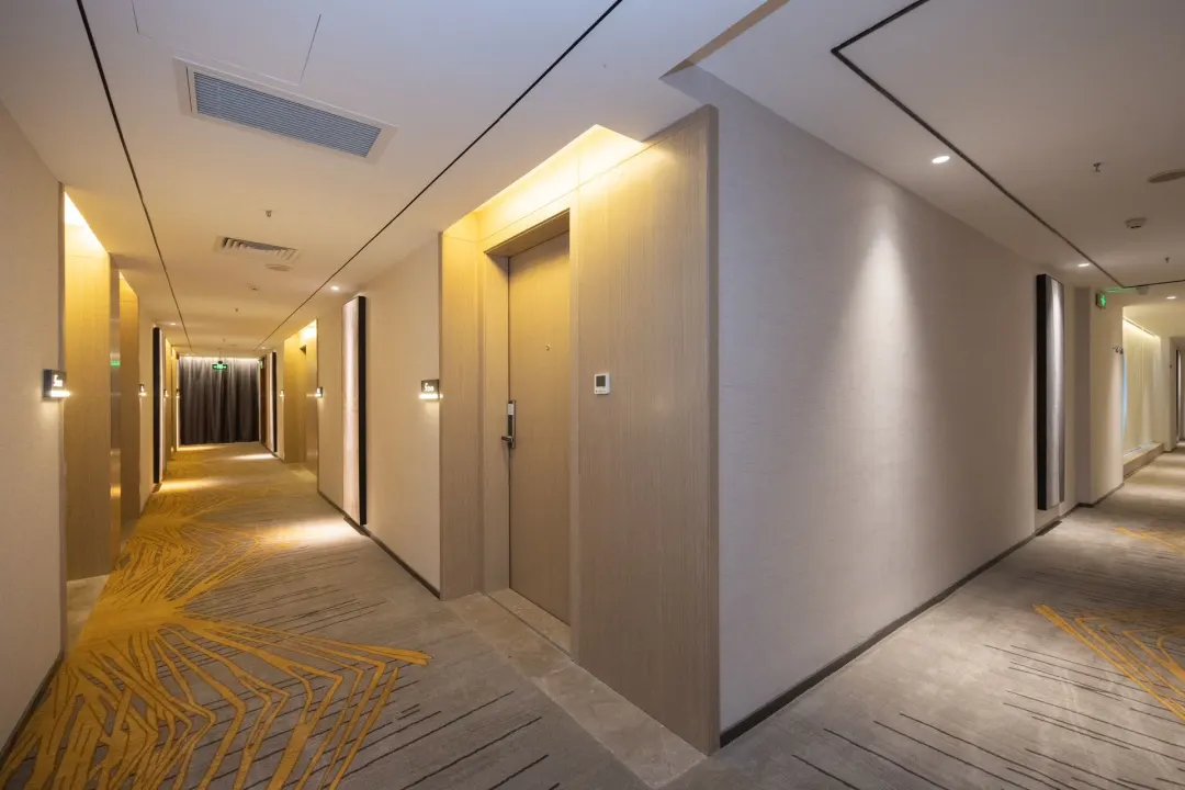 87533229f977a85178d4f0573af05fb2-sz_238987