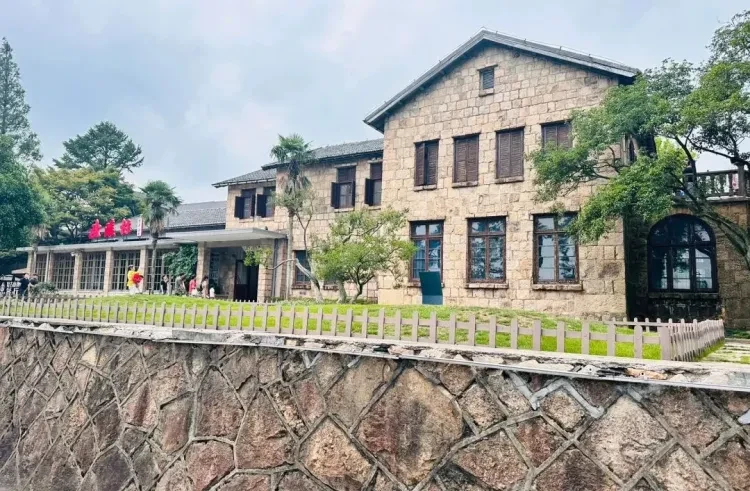 8a56ae79cbf51b6f457d62ff90da0157-sz_1820809