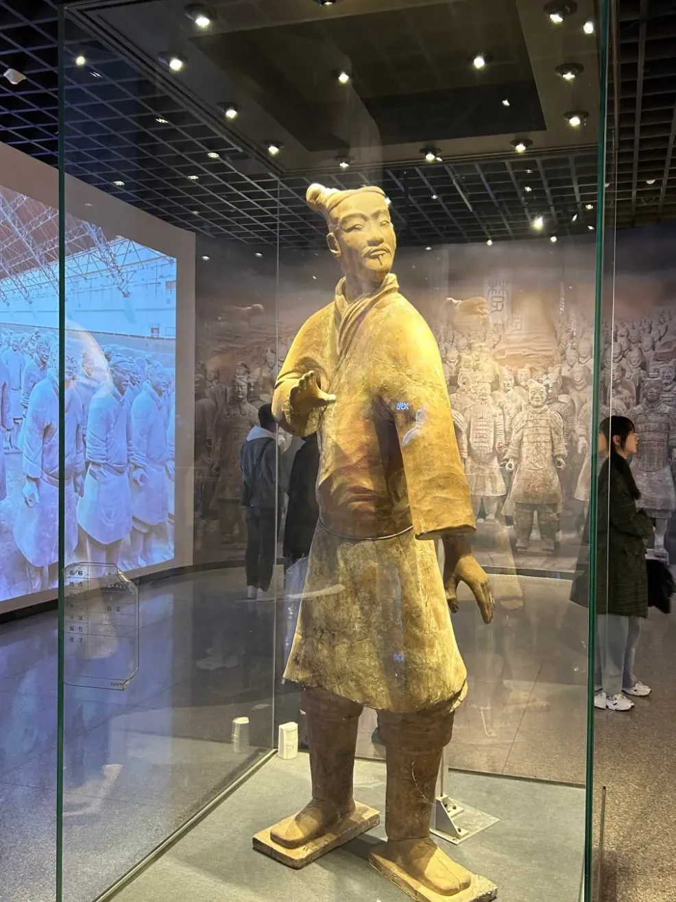 8d10c7bb73896eaff569594d87b22f05-sz_2197287