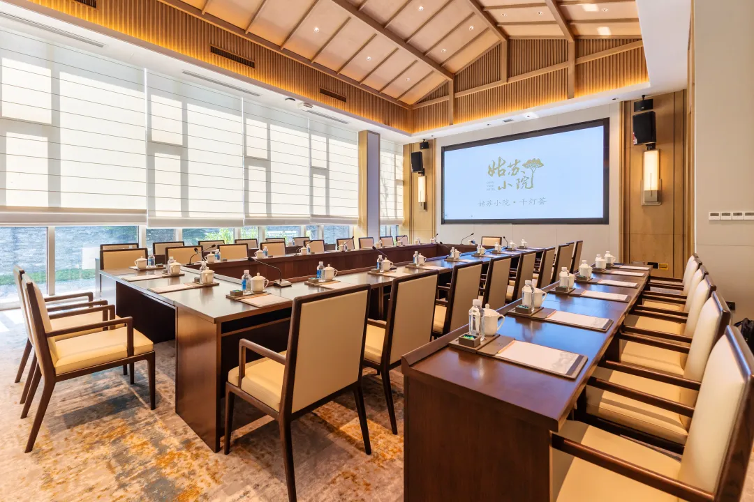 916c79a57ce4efc708523b5e0fb7695d-sz_3712652