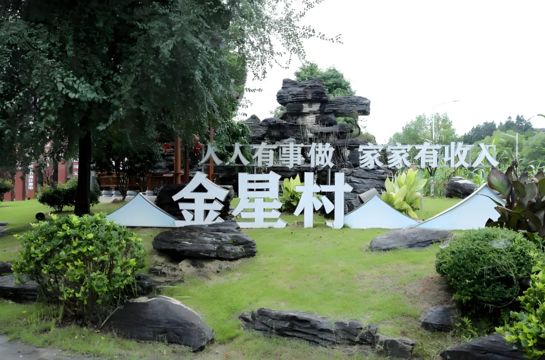 9548665cd6cf53a2058371a49fa90815-sz_1376225