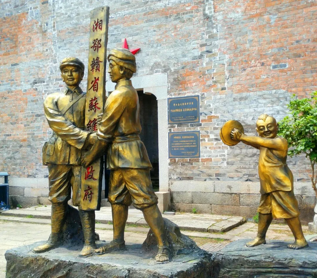 98282a21d90b863e6da0d7125ed0c211-sz_369844