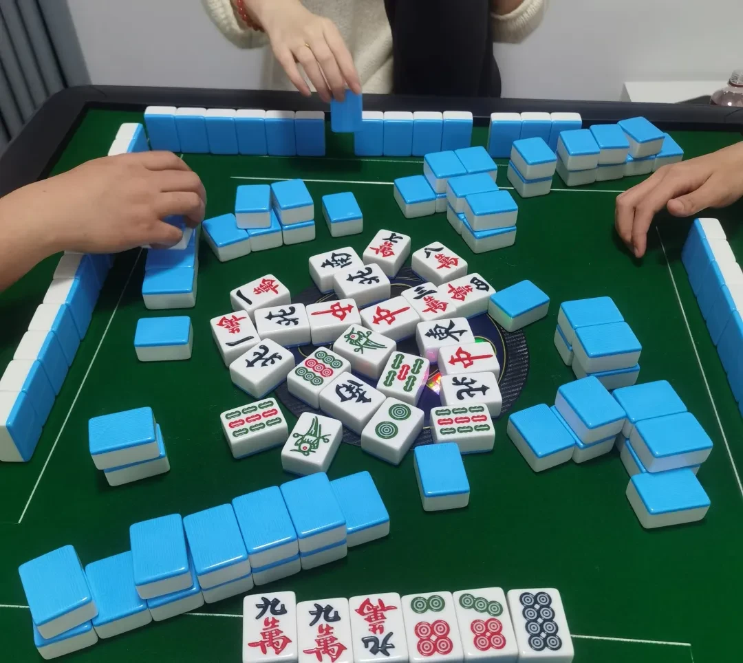 9ad5f30a72eaf5397e0242d9251cdfda-sz_571070