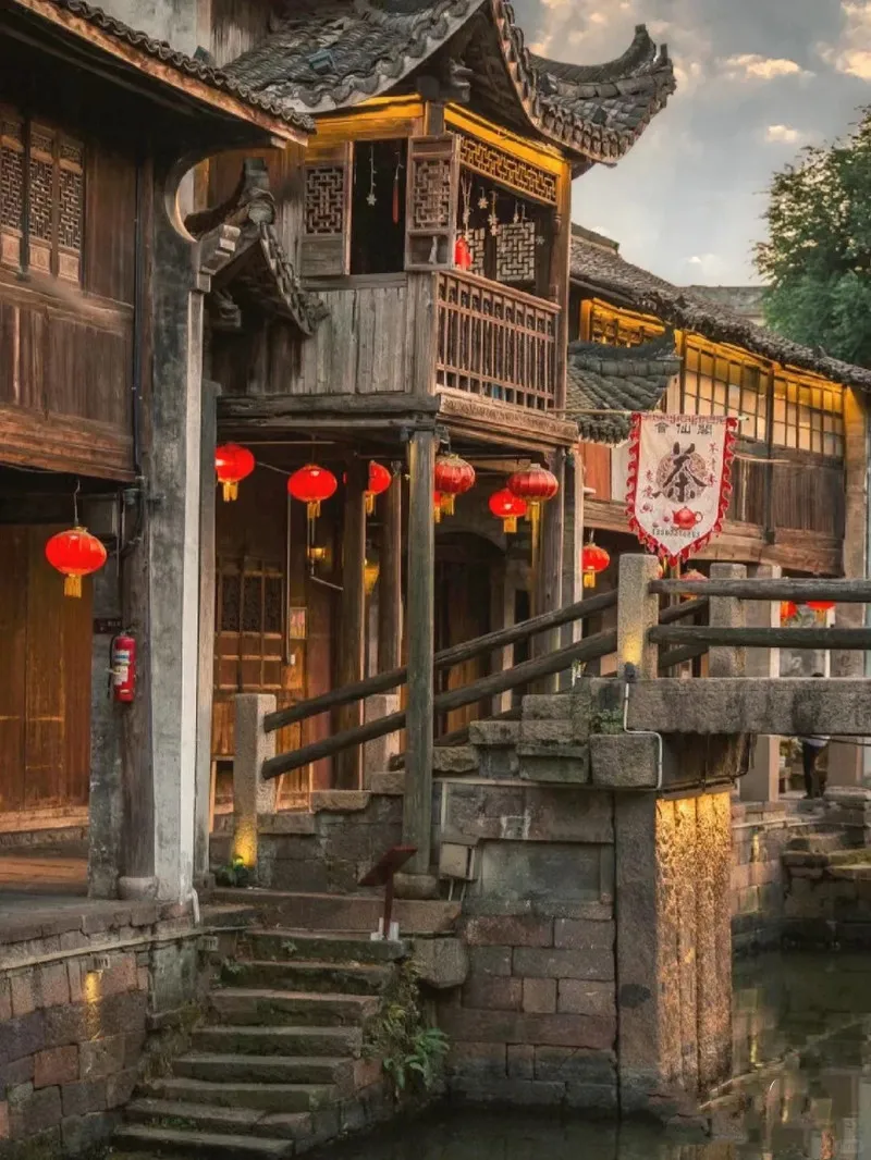 9f89879e23746d10424c9115f1266f95-sz_275712