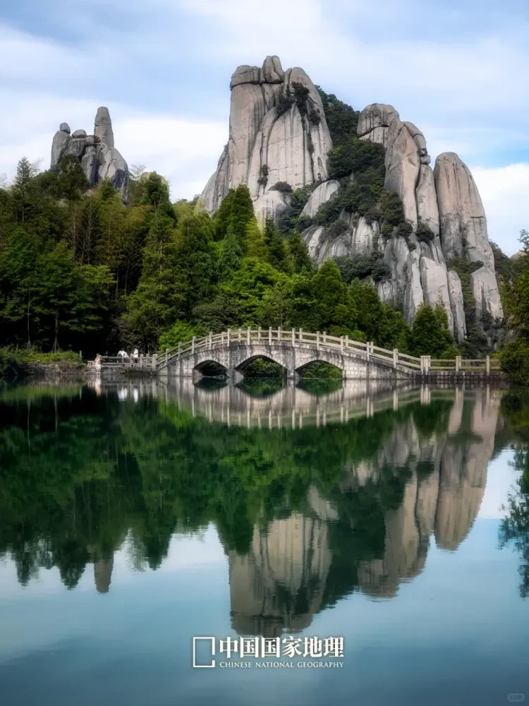 a3db89f527d8ce625f0dfe93fafef69b-sz_2615291