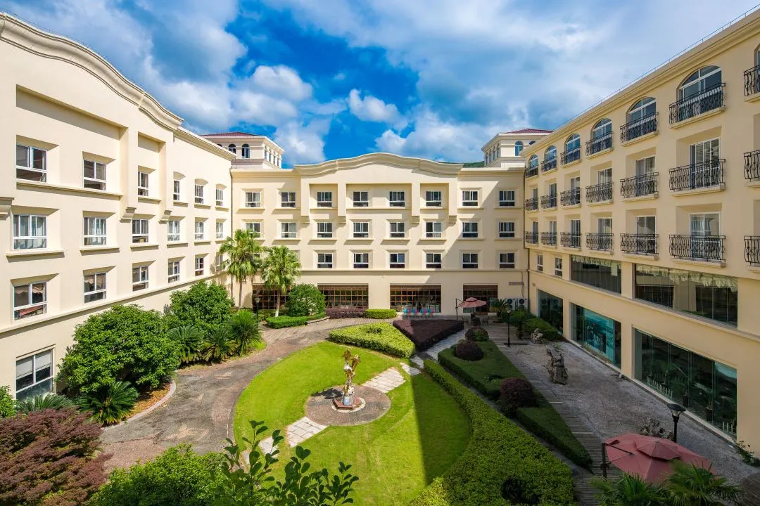 a5fa47bca00c119ff25f8afee772c402-sz_177421