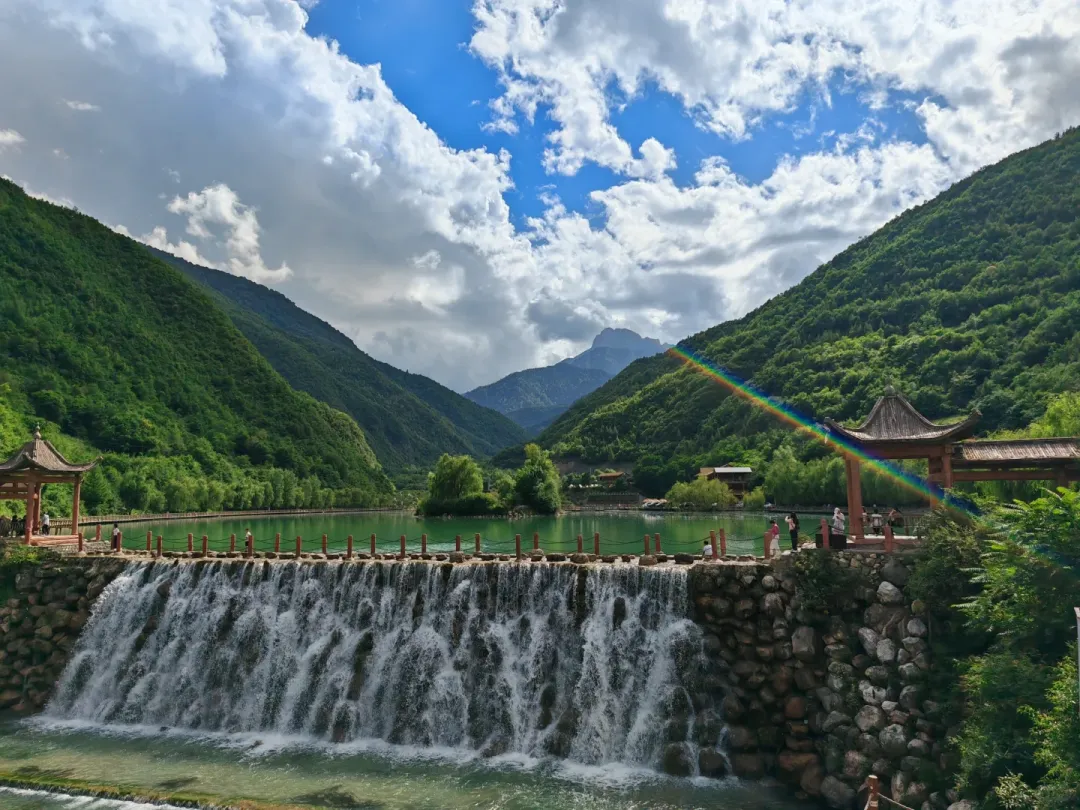 a7e1452cc3fbd53648e62de6ca0329f3-sz_2715883