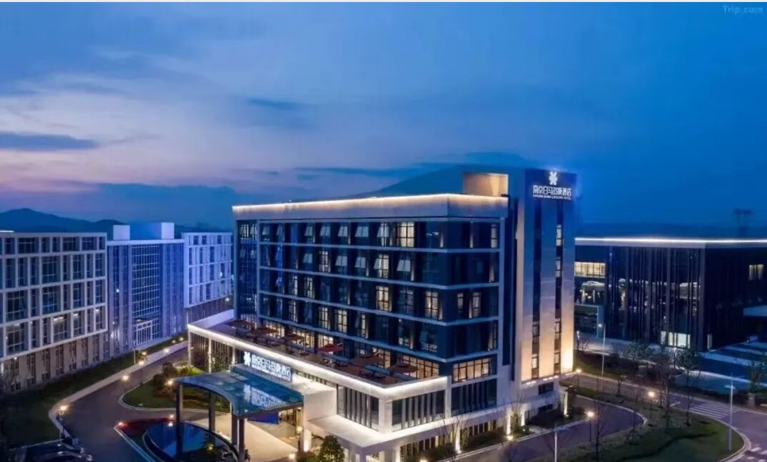 a893e4aebf19e944840bc3b684e8e3ca