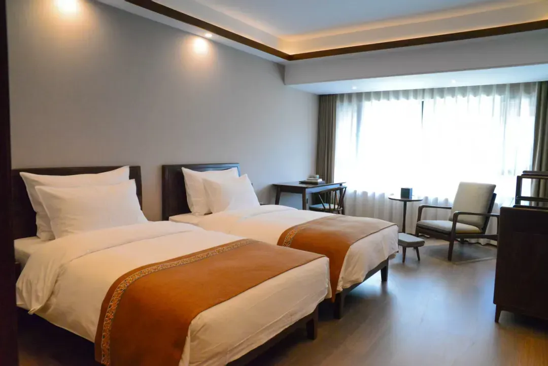 a906836f4b3fbf49ef8a3b0ac5323ed4-sz_551011