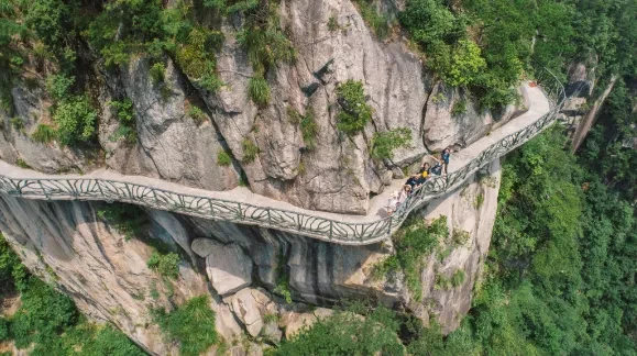 ac10fef1498865daf945b6b3f05f5ab2-sz_593416