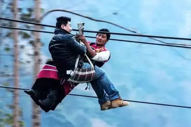 accc4894472e478f7e92bda2e50d3738-sz_478369