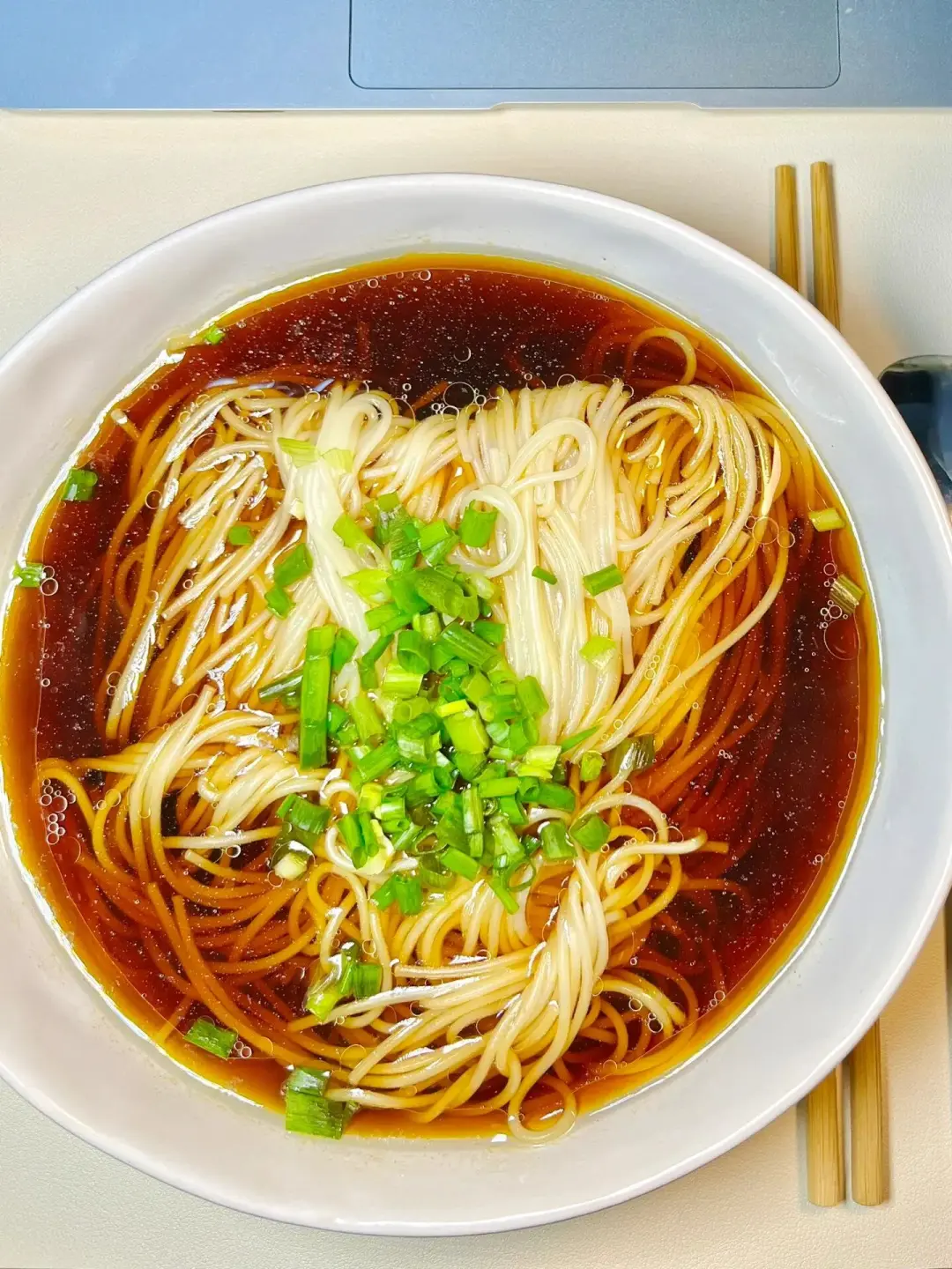 ad894d6932a17f0ca2616800f949e020-sz_409245