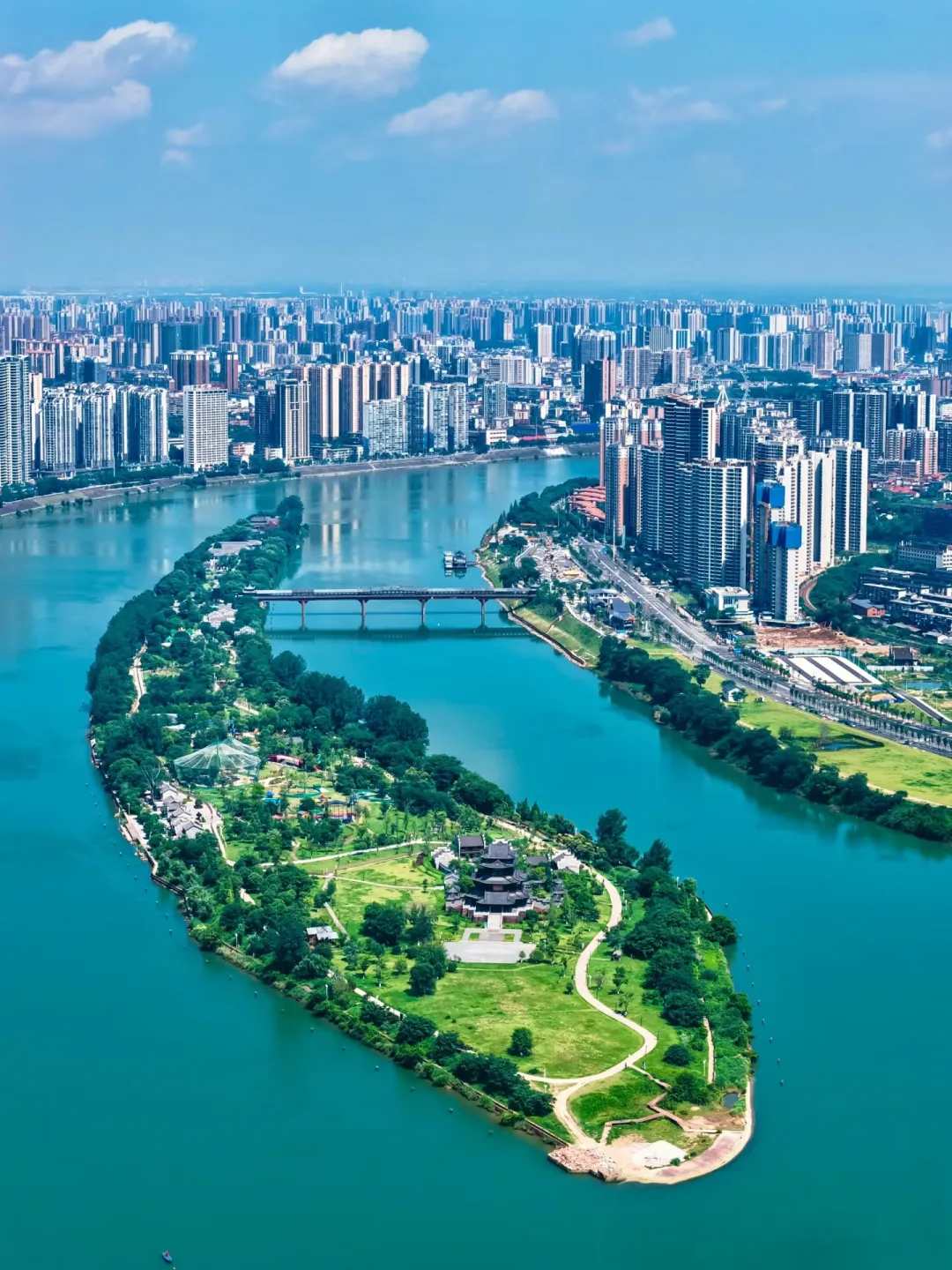 b275a517a075fc6e364286c2ce5eb80c-sz_941378