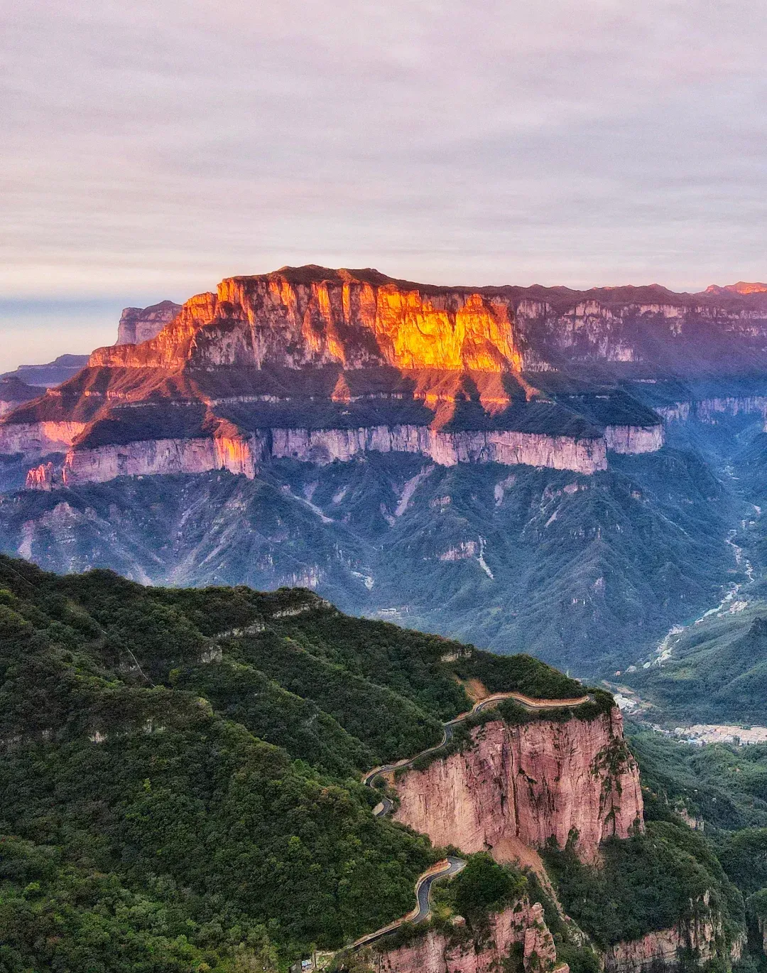 b3d9d32670f44b38f4676fc7f6e8c756-sz_2773256