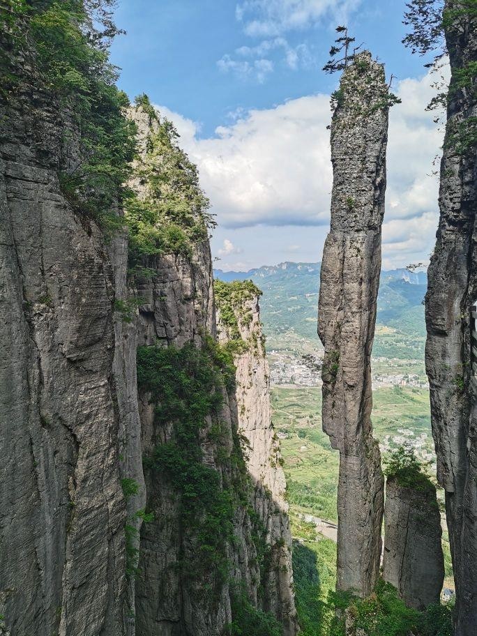 d4570f6e80cc68e309b68893ba36172f-s4-1