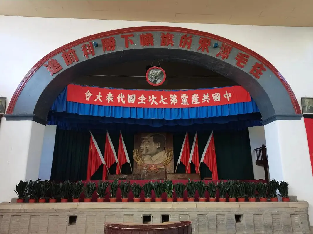 d9b8a566661bcaabd5b97590be4949a8-sz_104063