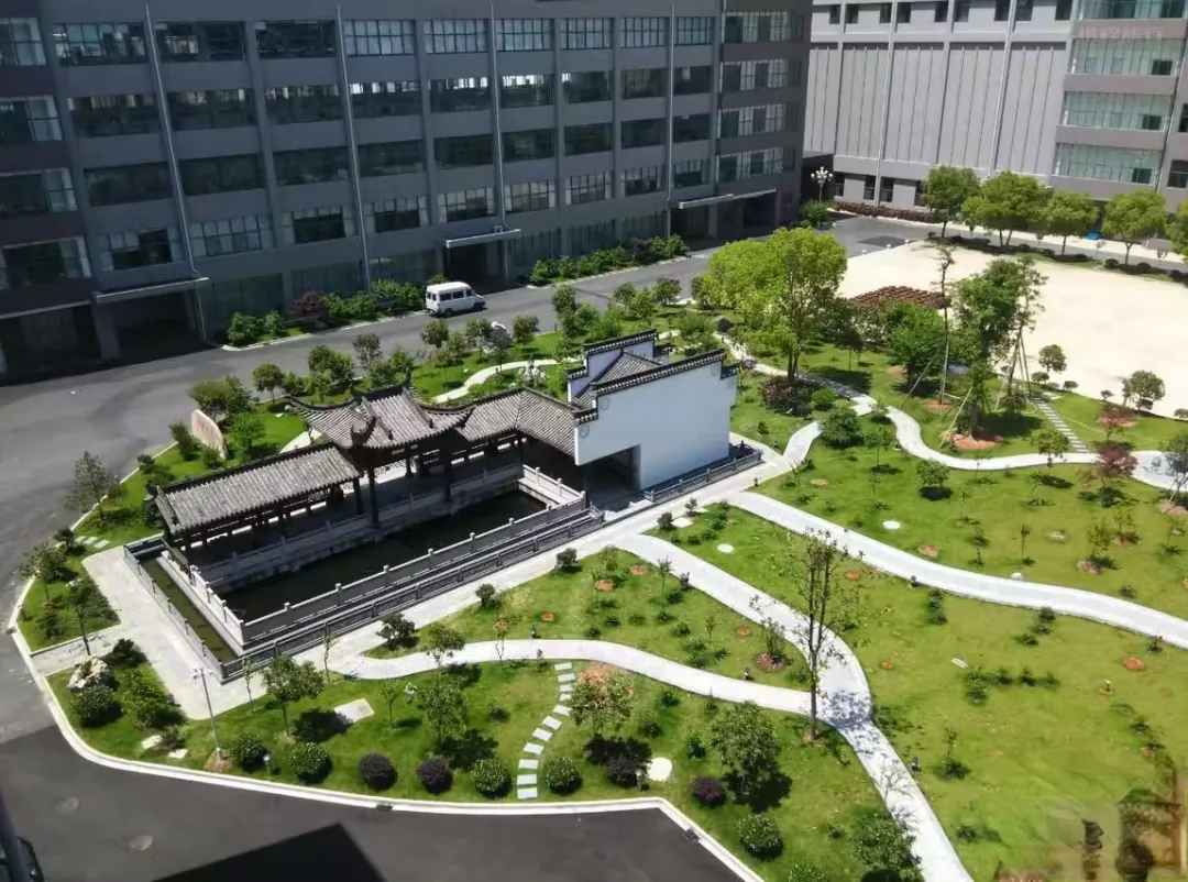 da6a72193bd43e5d9077ed092c8aa6fd-sz_317070