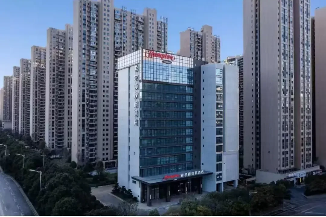 e4a42166ba2e25cc2cdb40f737d7bf18-sz_218854