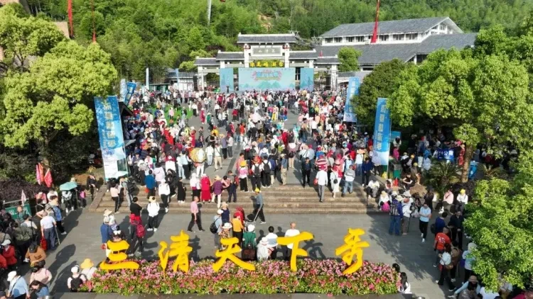 e8da7ca08f926c020926b76820b3a331-sz_238277