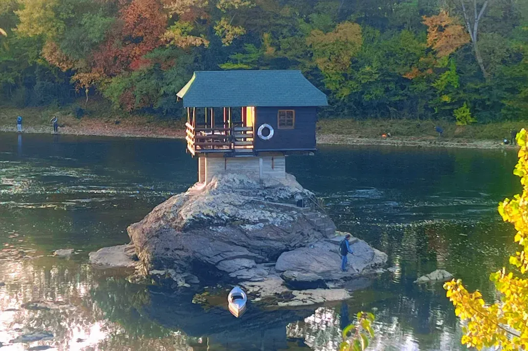 f7ebd99bc28f4f43b3d7ccab7888bc8b-sz_2681428-1