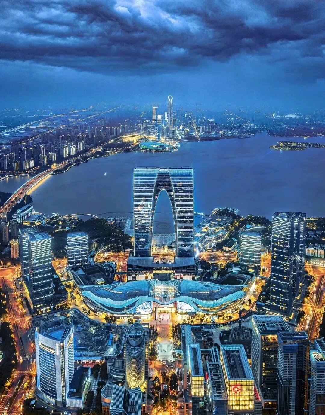 f90835fed4193b04d5cac822e4950e0f-sz_416489