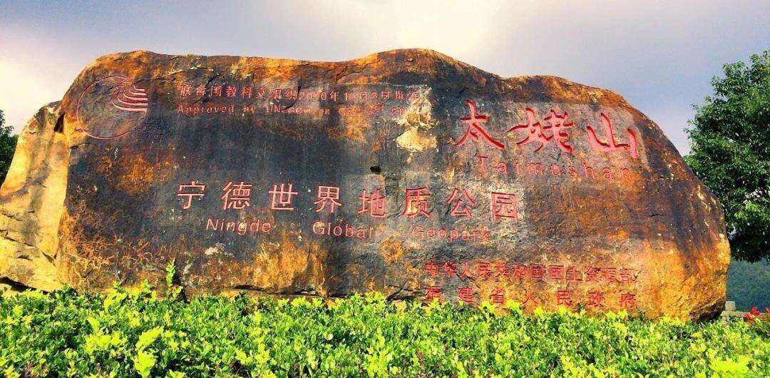 00000000EIjMLuchZfJEZXry