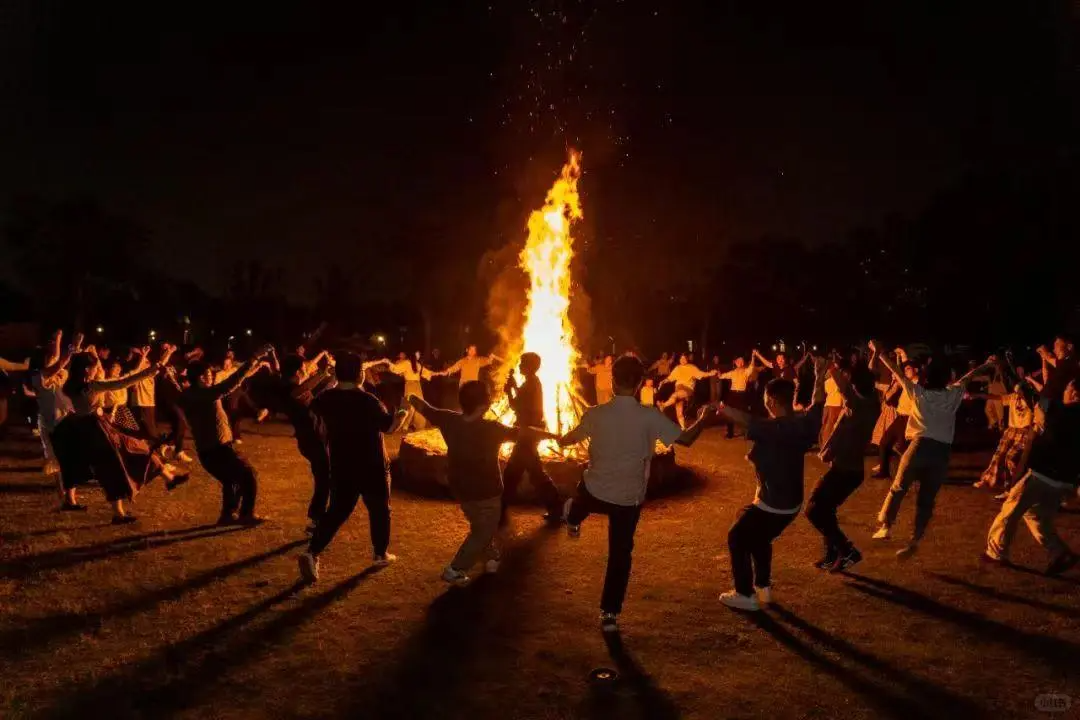 00000000EfKzLghnyLKeCxrz