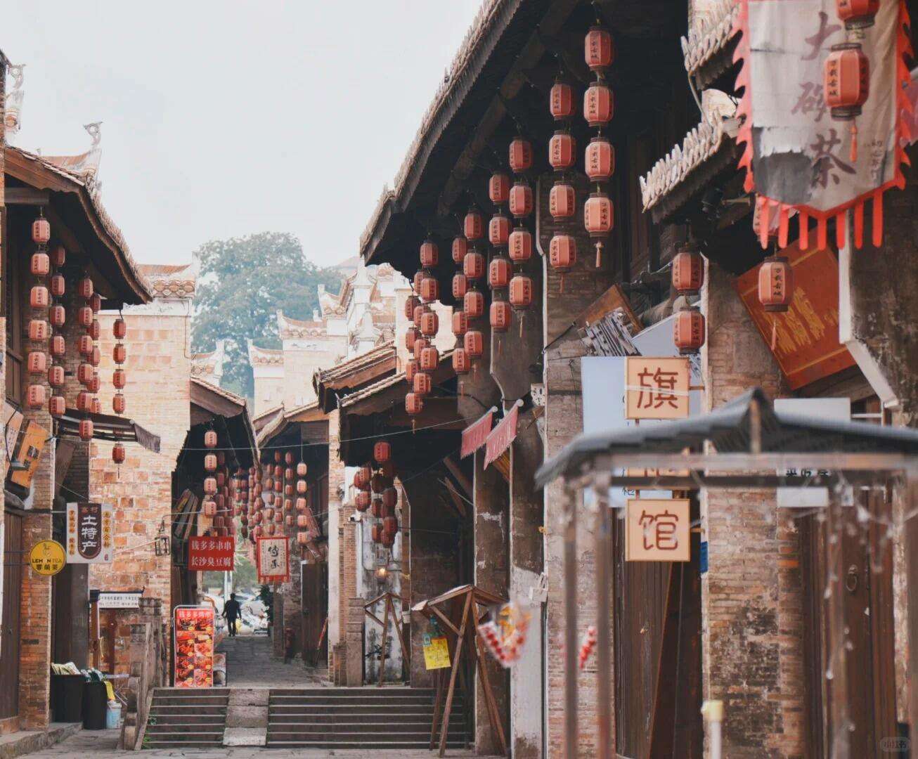 00000000MQDalRBuWJbjmKhW