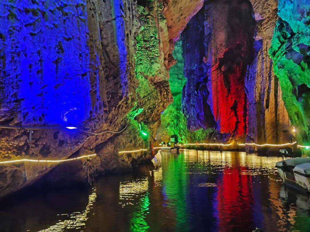 00000000ROQvpdigUKAiMgQi