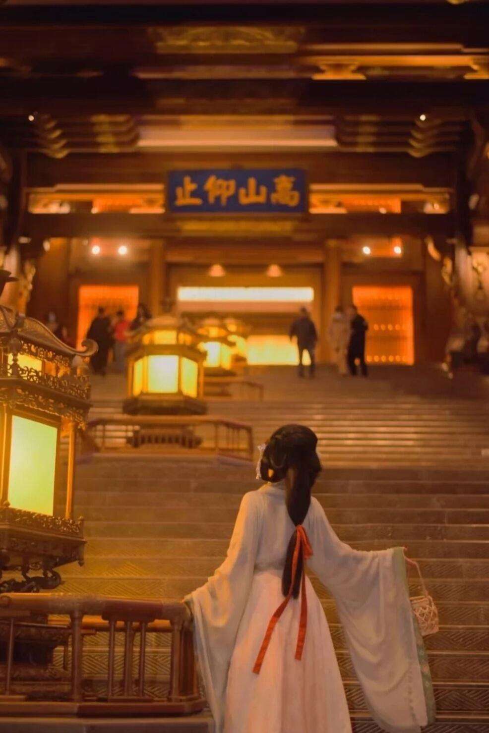 00000000TrFMXRClBIBFUyxi