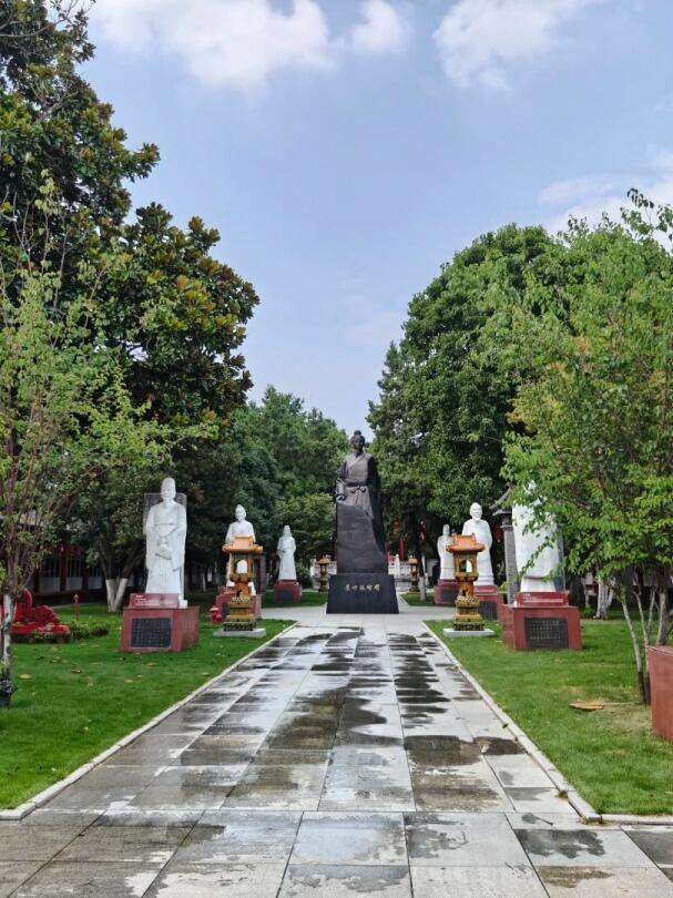 00000000ZDbuOaHqQcbTKhsw