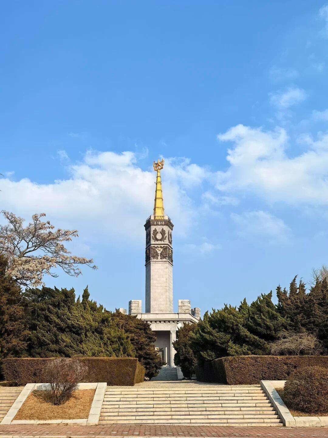 00000000xIWfbeUqVMUDGQvw