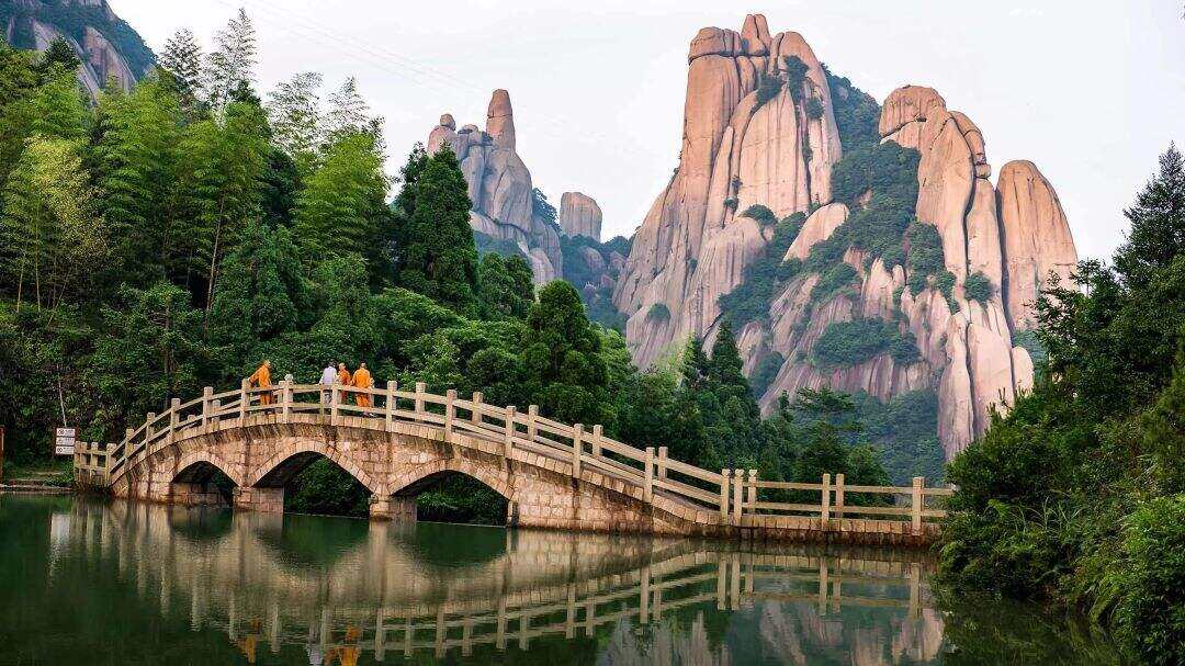 00000000xhmOZTCUIUywXJju