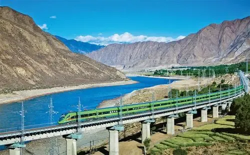 00932c5dc36d1f075922406b32343415-sz_391525