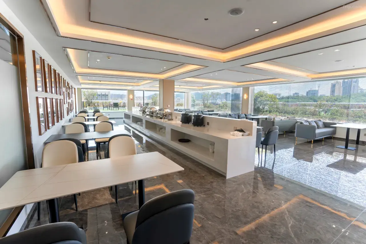 02060120009wdmeq8BA68_W_1280_853_R5