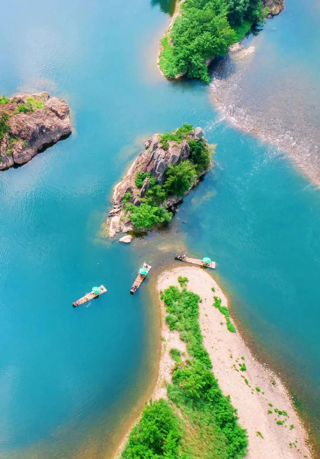 068810220c4aad477e6d0b55ea27ee65-sz_242489