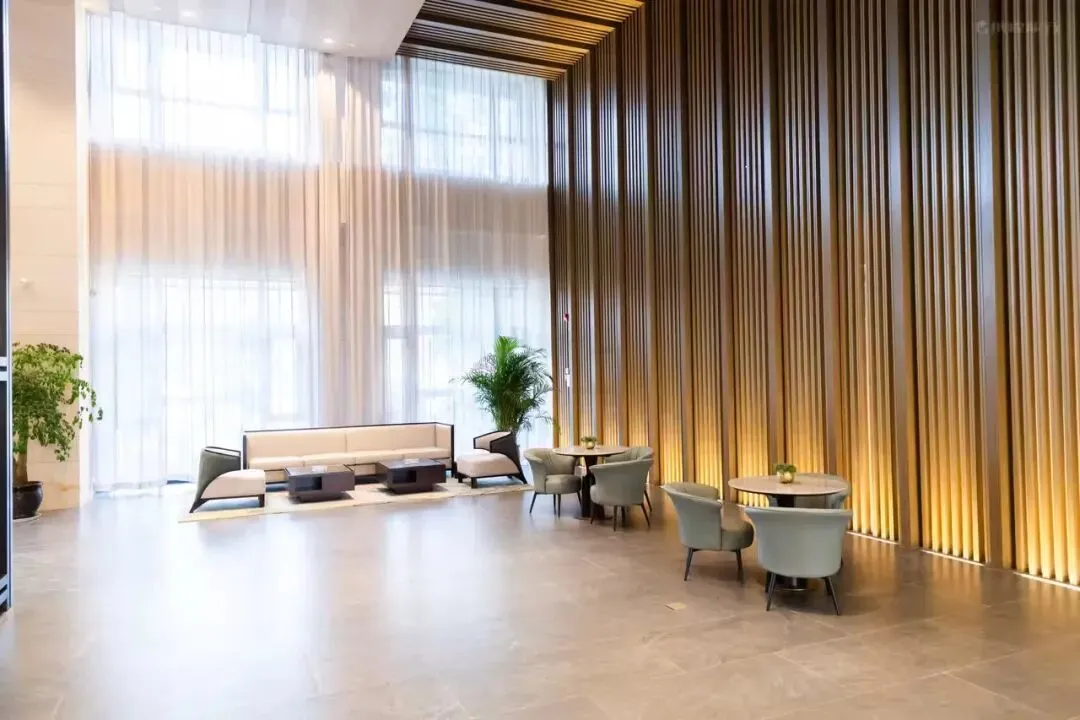 076a9fe579b6d37f2d49bb7ed55cb92e-sz_104725