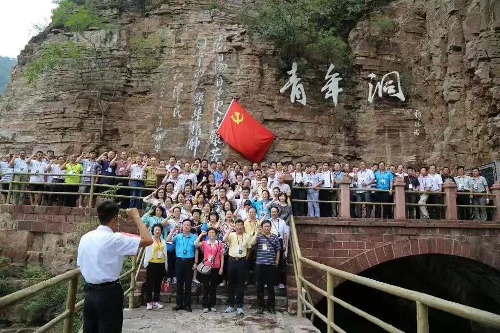 08f290c3517aea0778cc256eaff212b5-sz_171286-3