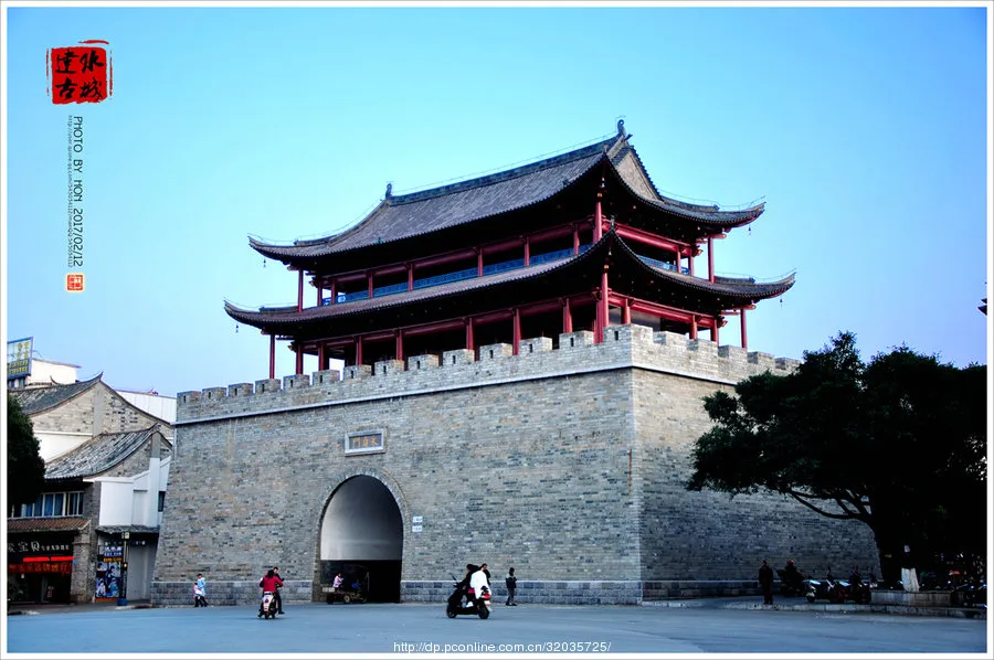 09e7bbe14a93130a28d17fd0eed04545-sz_174347