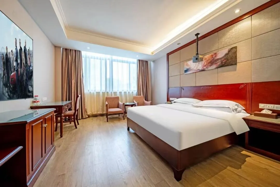 11b94931b633c9f89b47cbdf7fc70ccc-sz_141914