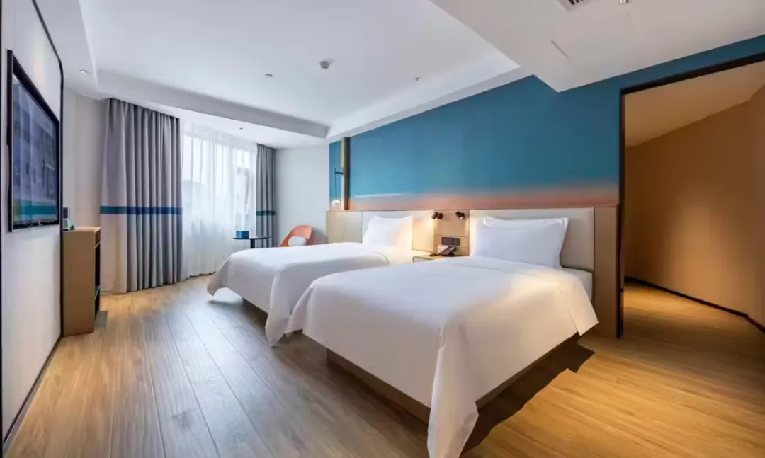 12842340c117a36298c66475760845d4-sz_114075-1