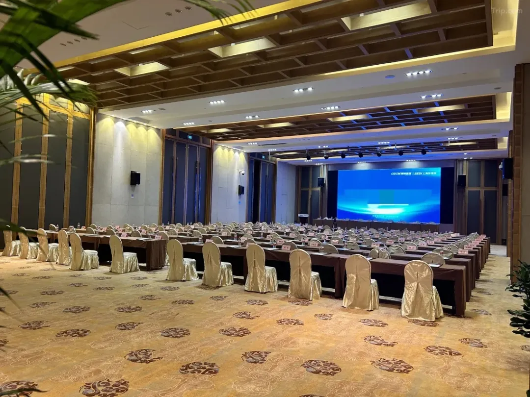 1483779c34b332eb7e3c701853887f90-sz_1761857