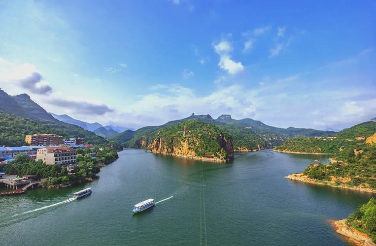 1772679695870_9FzPana