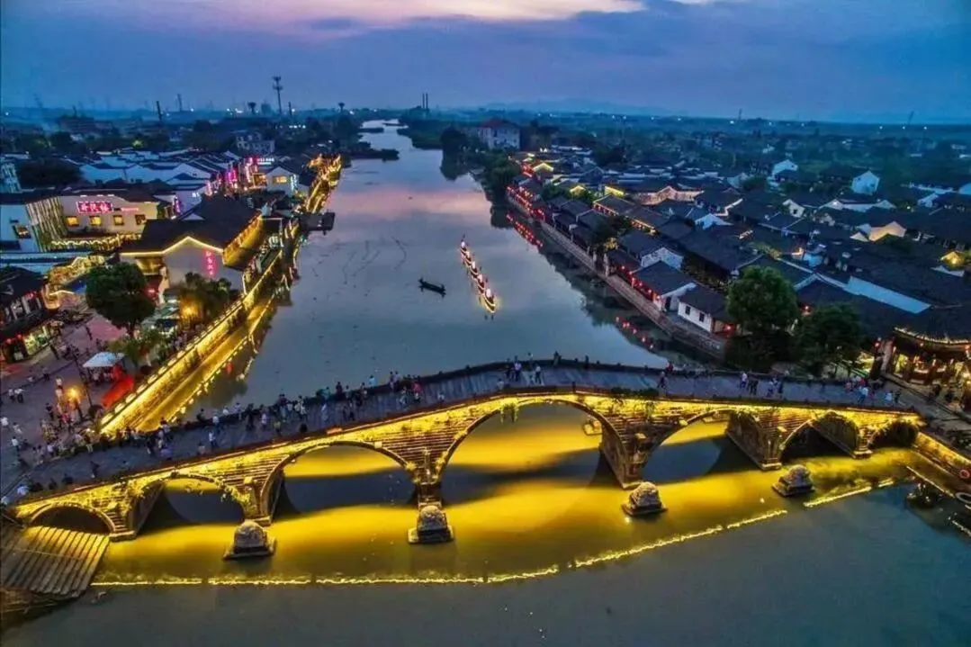 1979d487293d6667fcb3511c81ae36ef-sz_125656