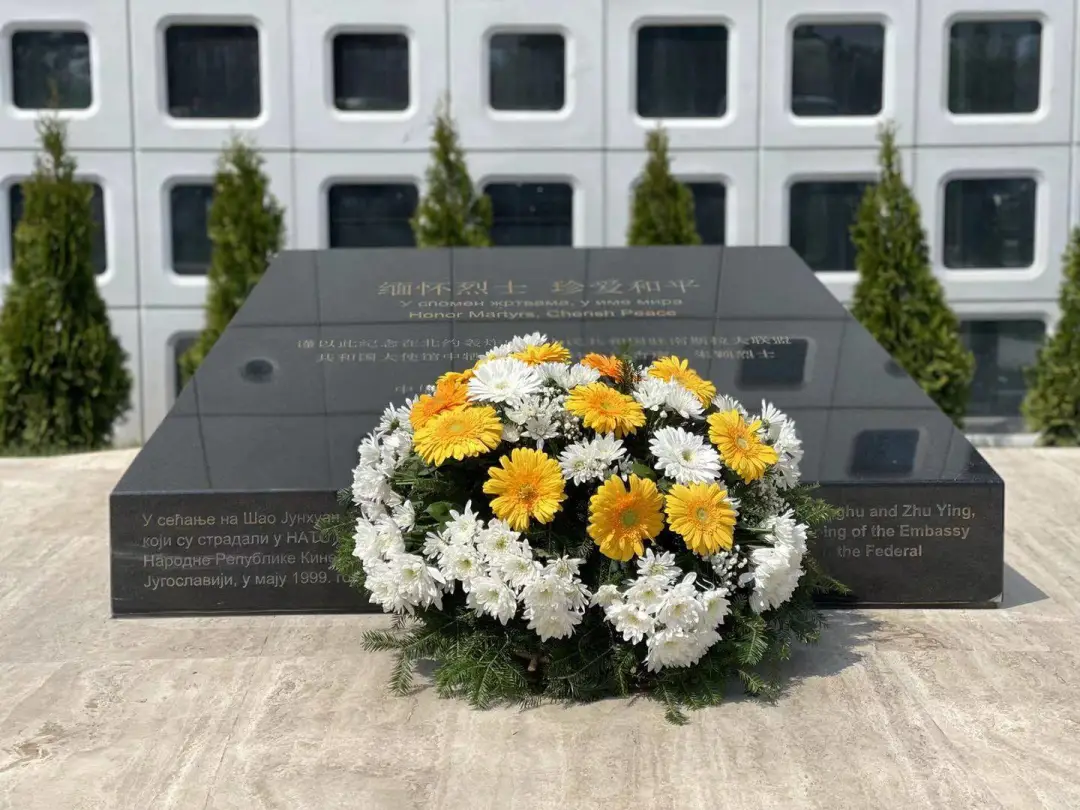 19ebf47869f42f3e9981f9a394b23eaf-sz_207295