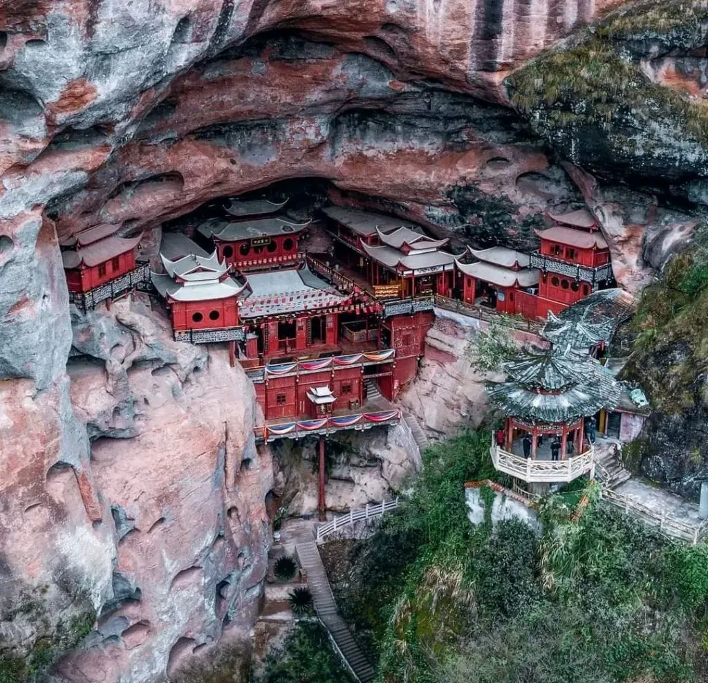 1cc49015464e5ba5c6e3e374ac6fa2f4-sz_360584